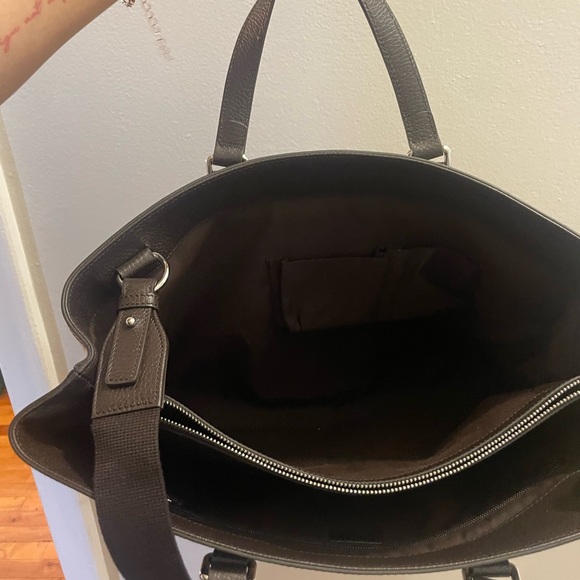 Gucci Tote - Picture 4 of 6